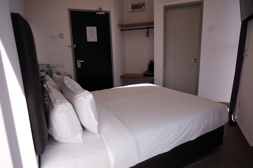 B Lot Hotel 22/51