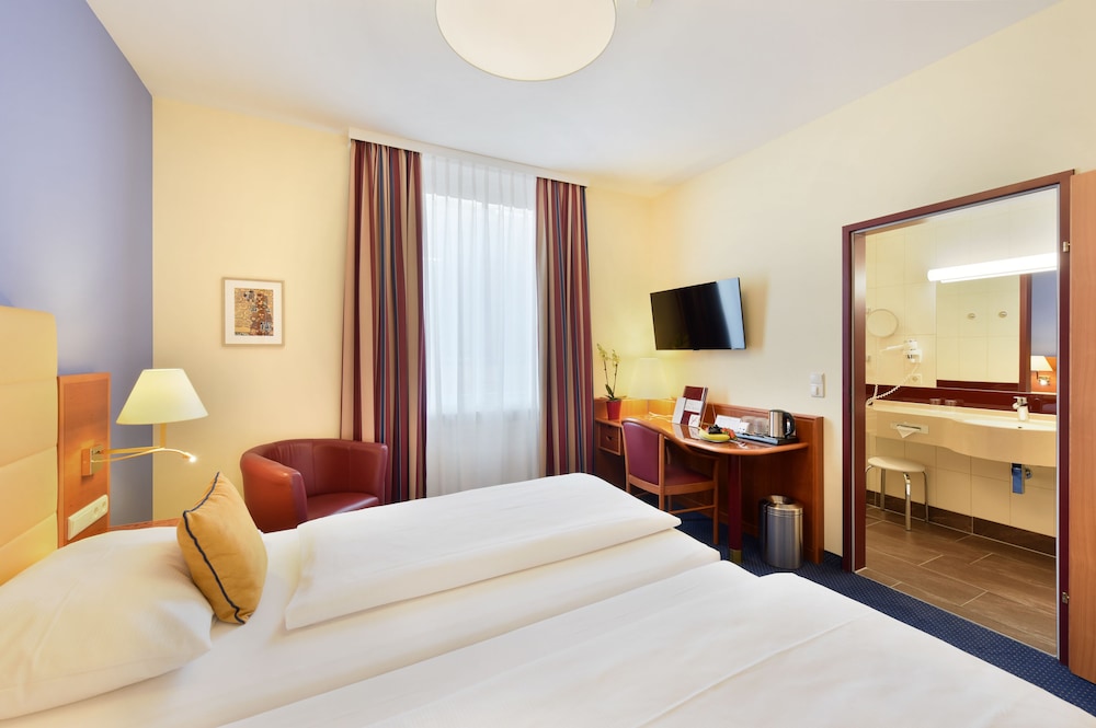 غرفة كومفورت بسرير مزدوج بإطلالة على الفناء، Austria Classic Hotel Wien 7/10