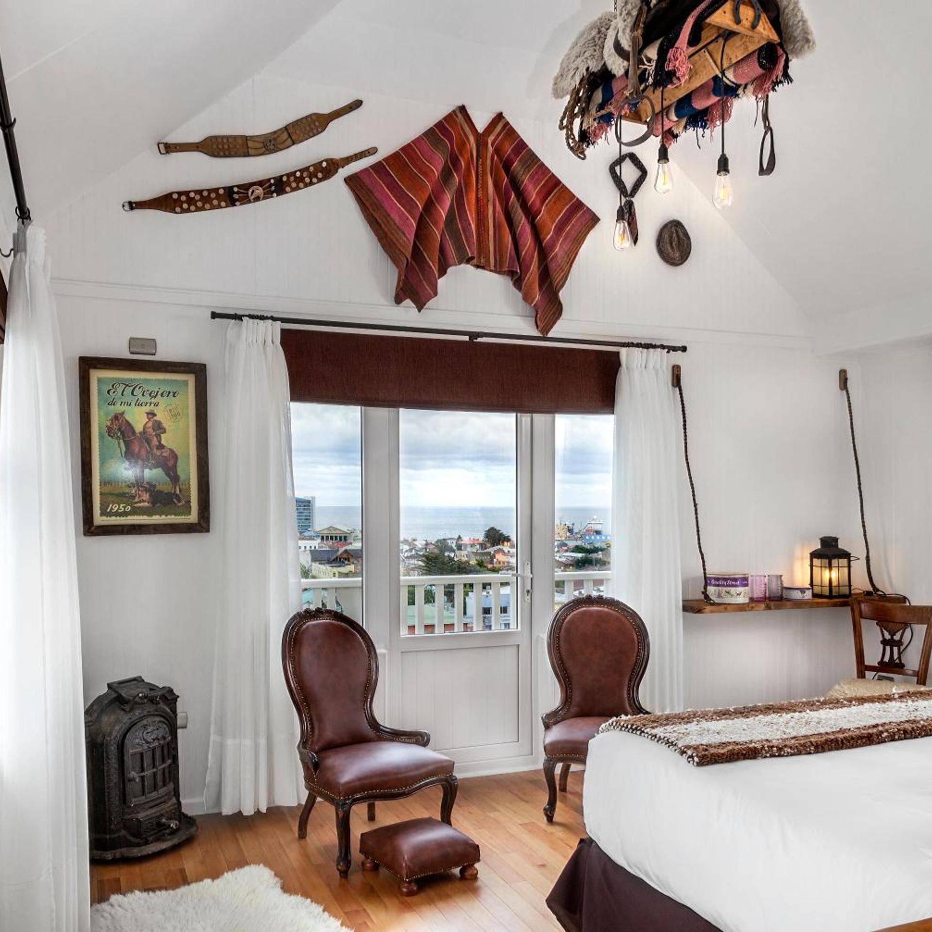 Hotel La Yegua Loca 28/50