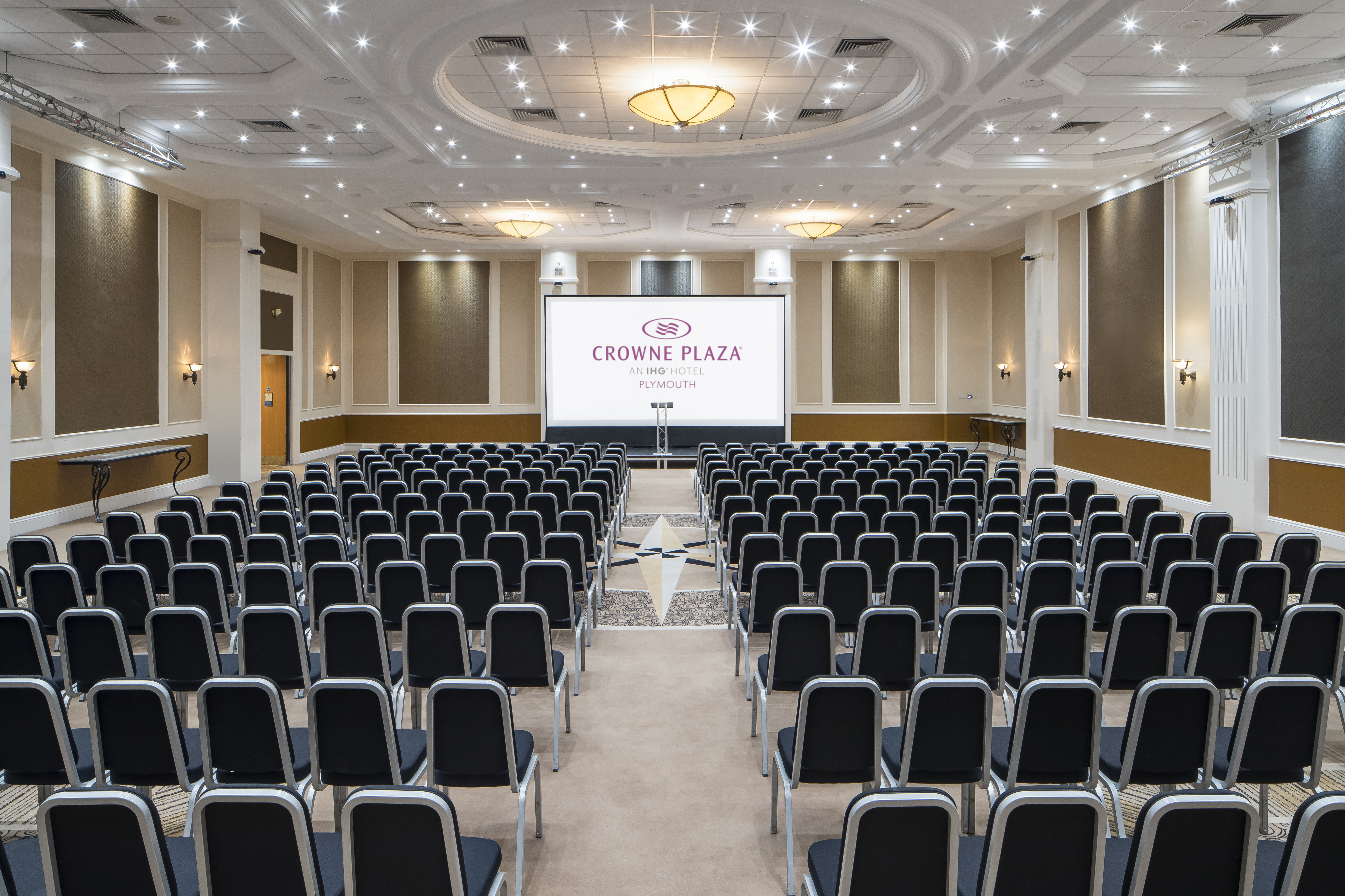 Crowne Plaza Plymouth, an IHG Hotel 64/70