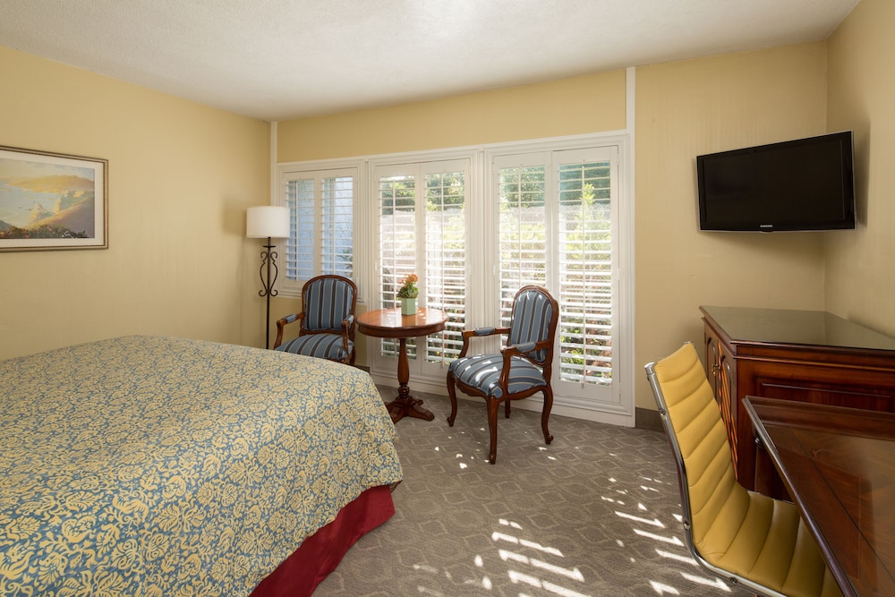 The Normandy Inn 42/56