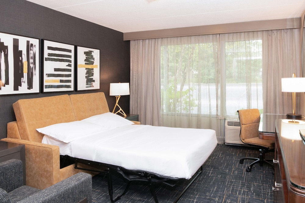 Sheraton Ann Arbor Hotel 20/65