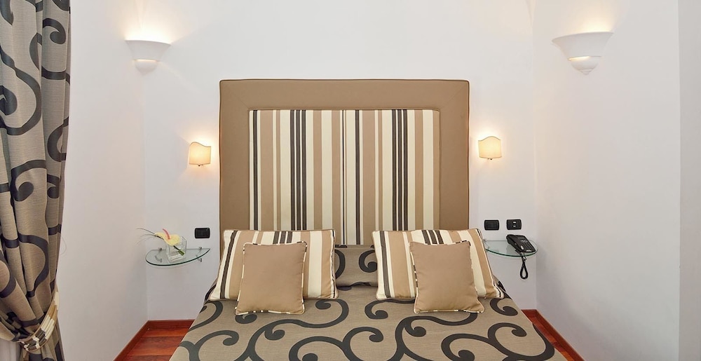 Hotel Residence Amalfi 60/68