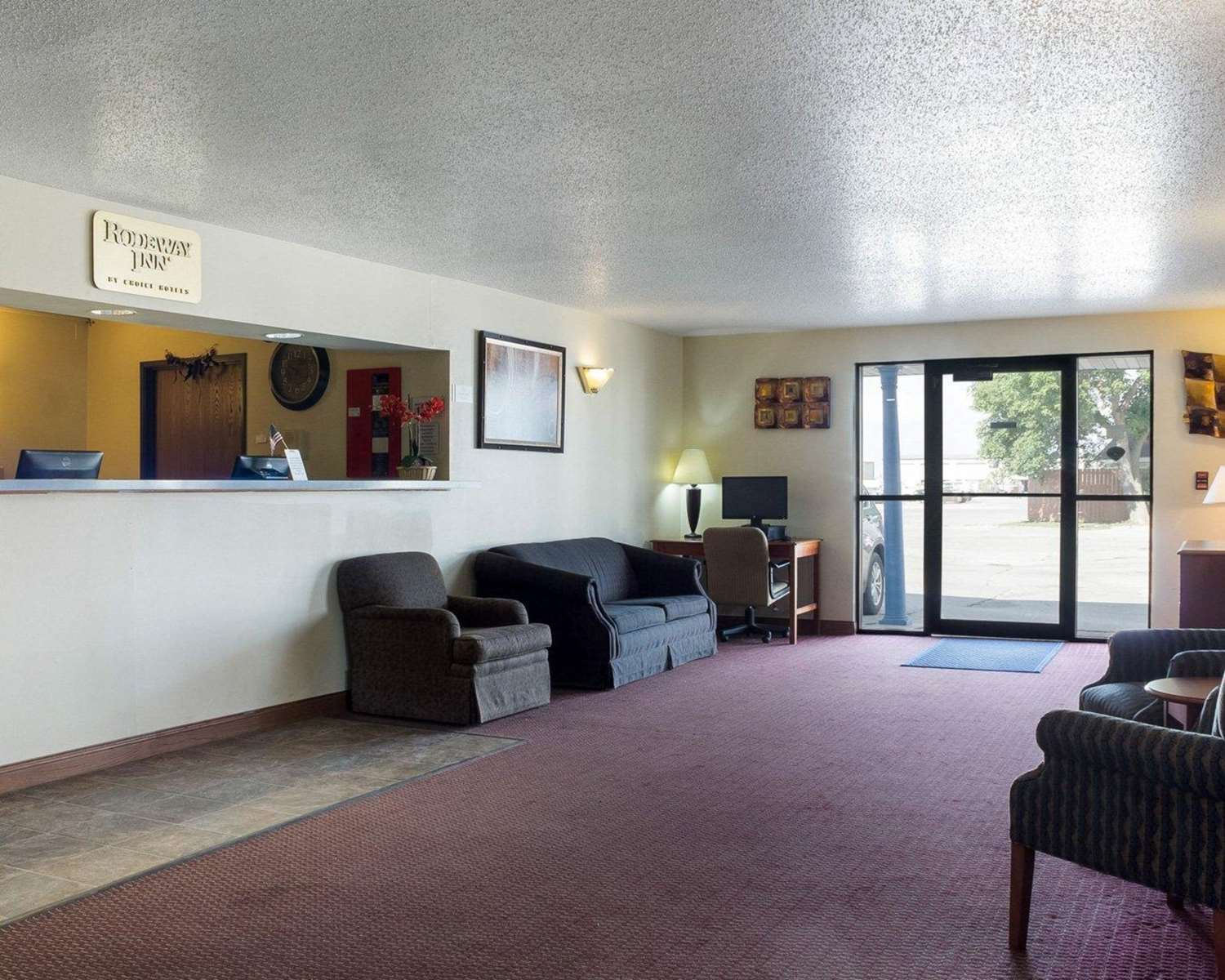 Rodeway Inn West Fargo Main Ave. 8/13