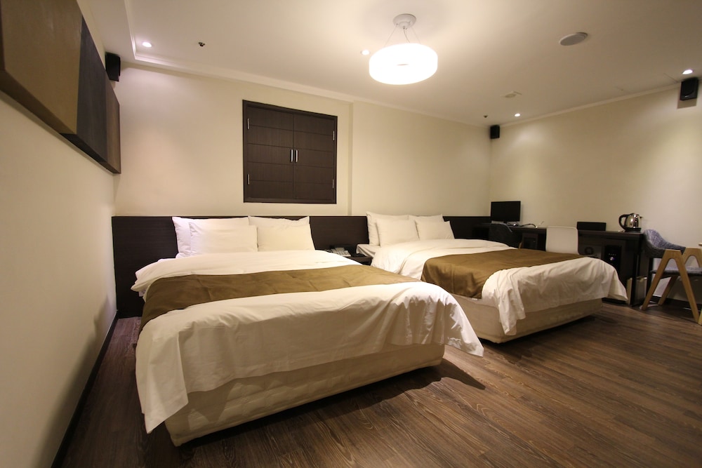 Nox Boutique Hotel 4/49