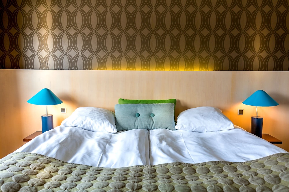 Lautruppark Hotel 25/61