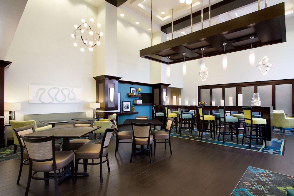 Hampton Inn And Suites York South 19/22
