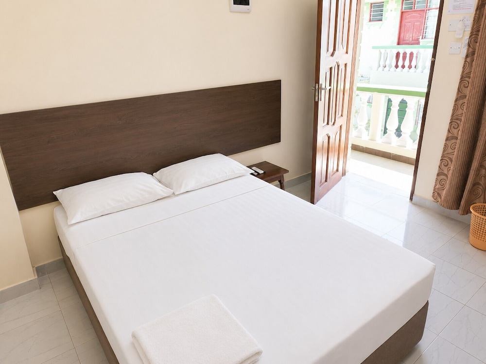 Prestige Leisure Hotel 12/50