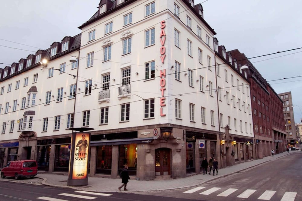 Home Hotel Savoy 1/81