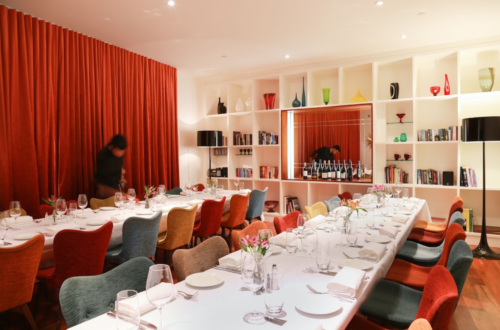 Hotel DeBrett 62/67