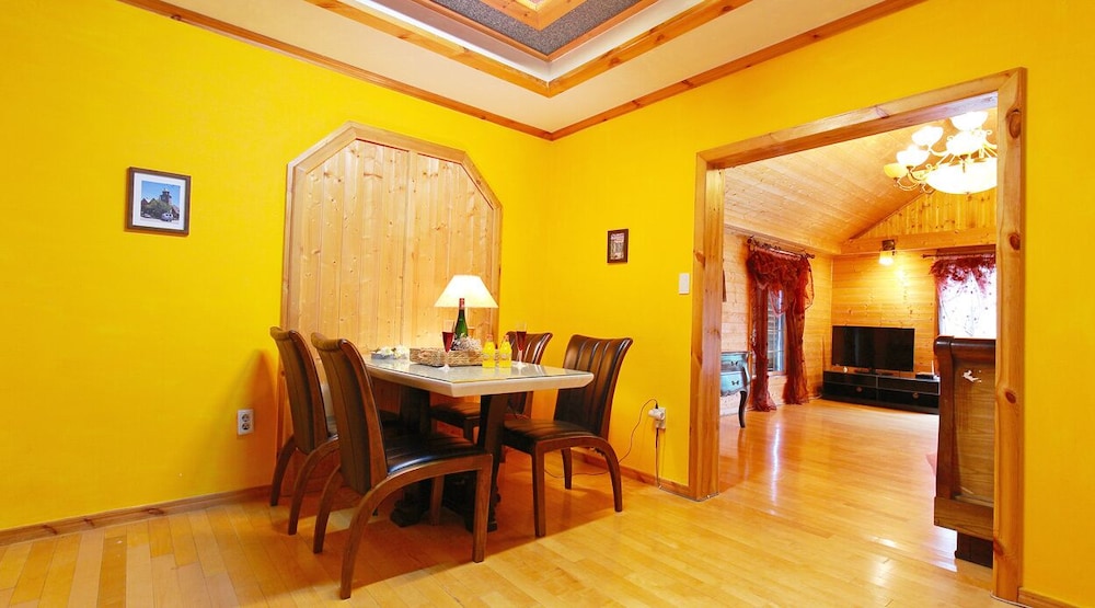 Gyeongju Europe Village Pension 45/50