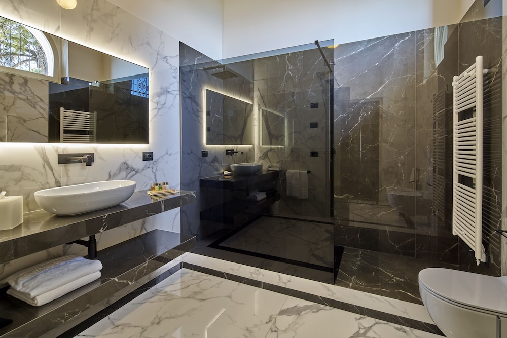 Hotel Villa Del Sogno 77/77