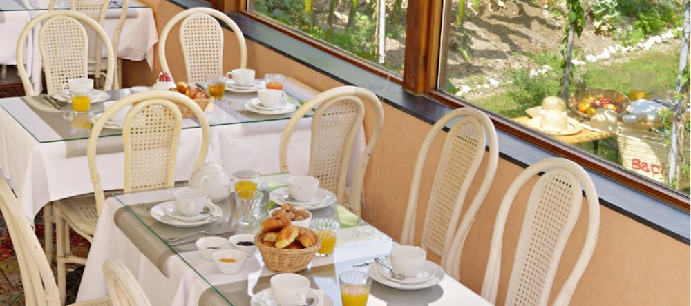 Citotel Le Plantagenet 49/65
