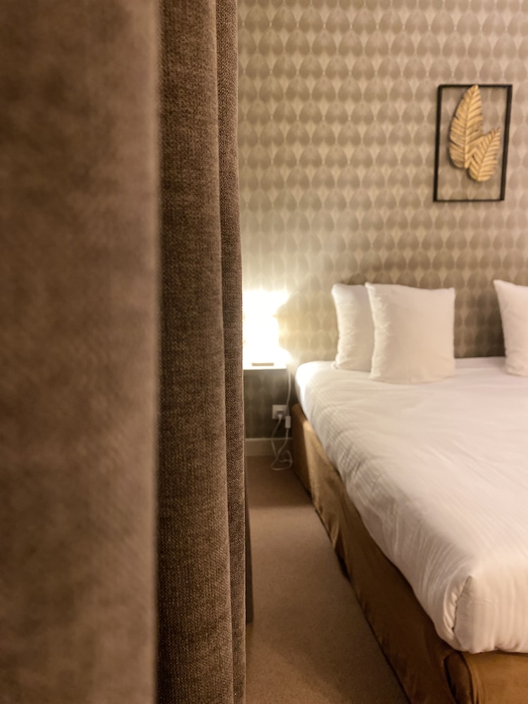 Logis Hotel Medieval, Montelimar Nord 13/50