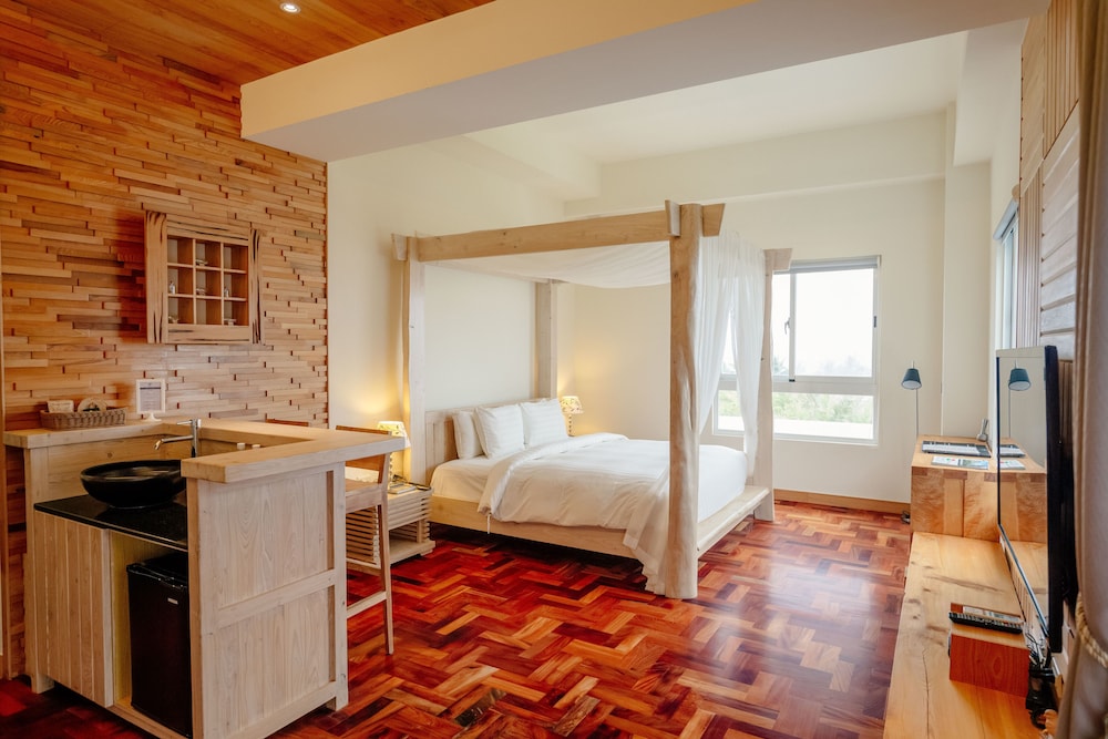 Bay Forest Boutique Hotel 17/72