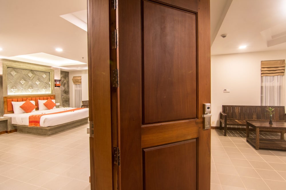 Chhaylong Angkor Boutique Hotel 41/41
