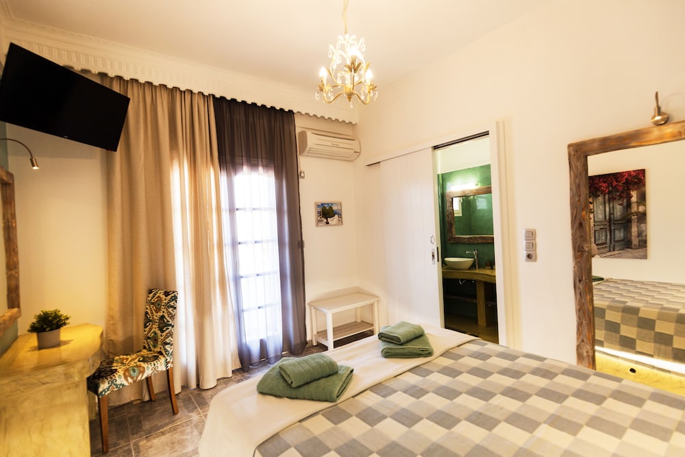 VILLA MICHALIS 21/59