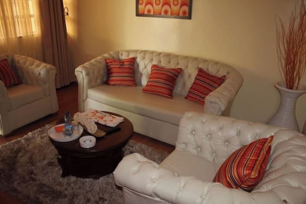 Davis Court Nyeri 16/23