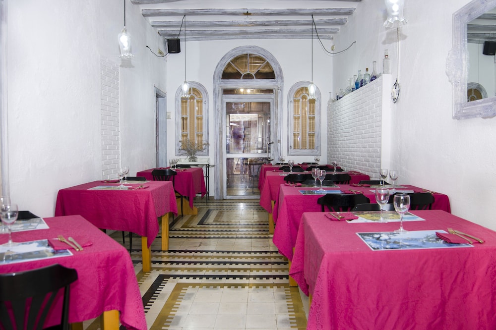 Hotel Pinxo 42/48