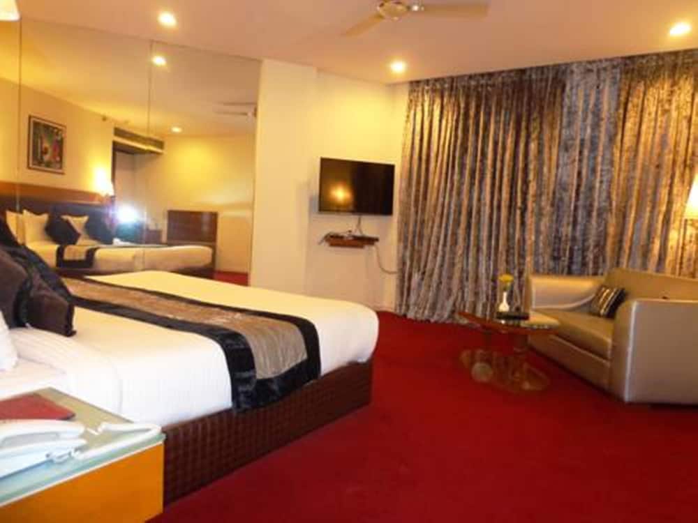 Hotel Ramhan Palace Mahipalpur 9/78