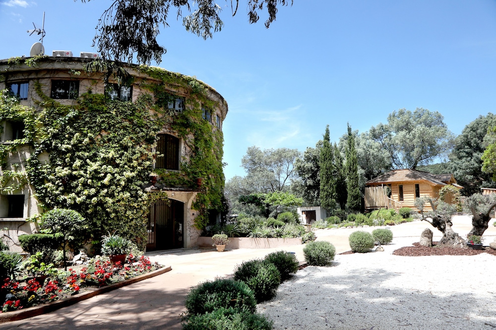 Hostellerie Du Moulin Des Oliviers photo4