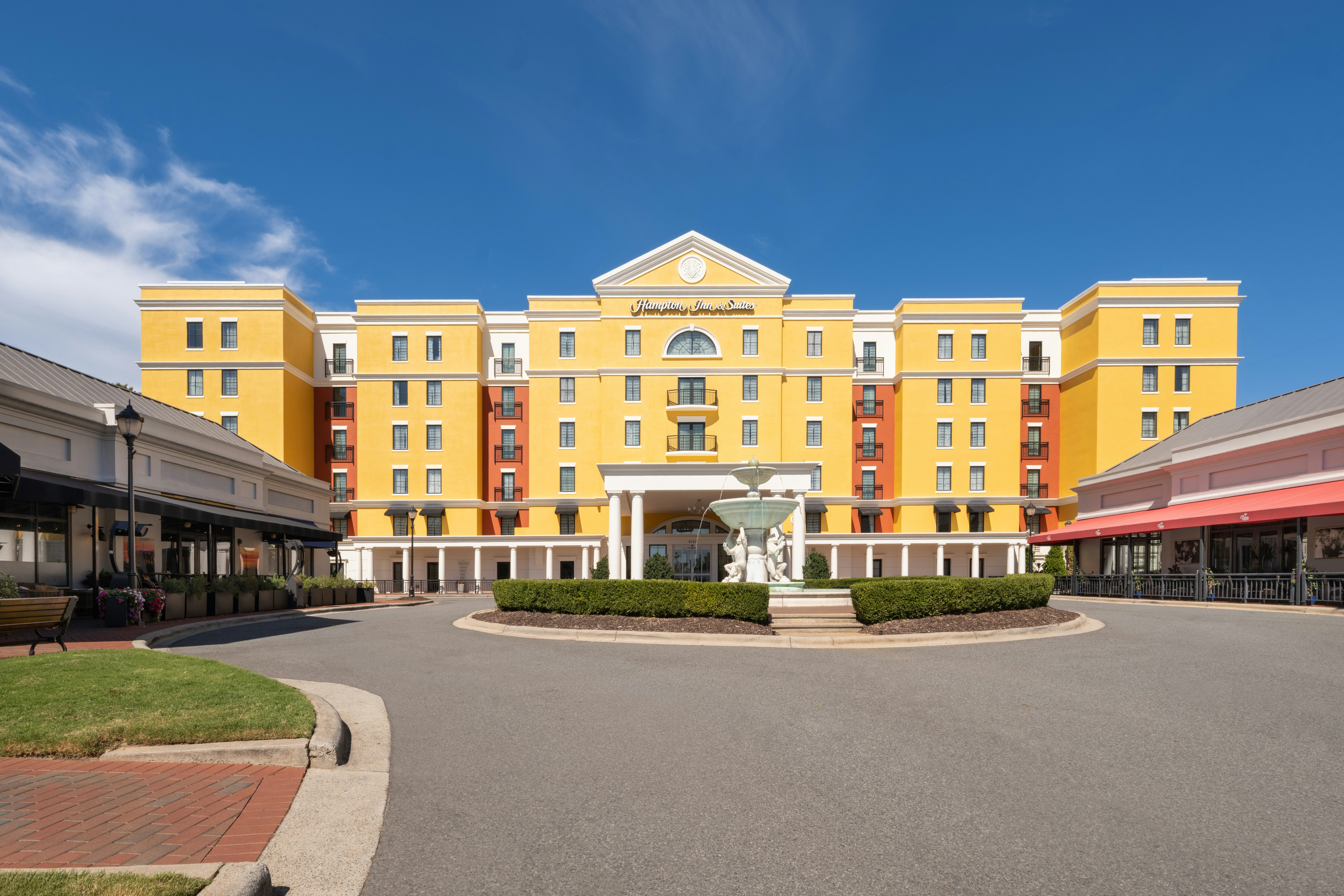 Hampton Inn & Suites-Charlotte/SouthPark at Phillips Place 19/24