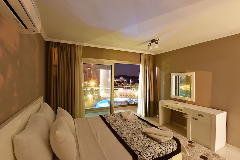 Royal Palm Residence 18/36