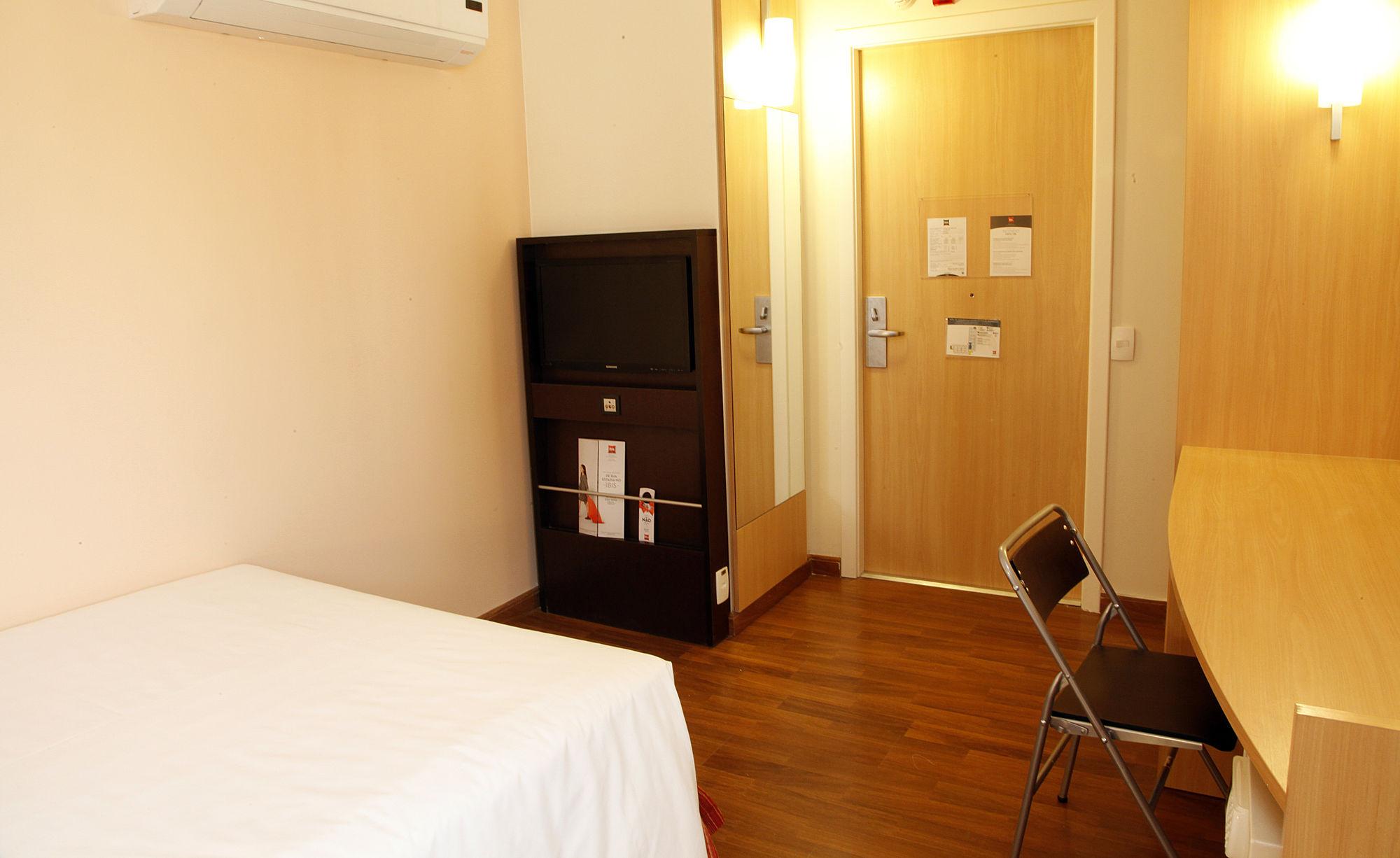 Standard, Ibis Belo Horizonte Afonso Pena 2/3
