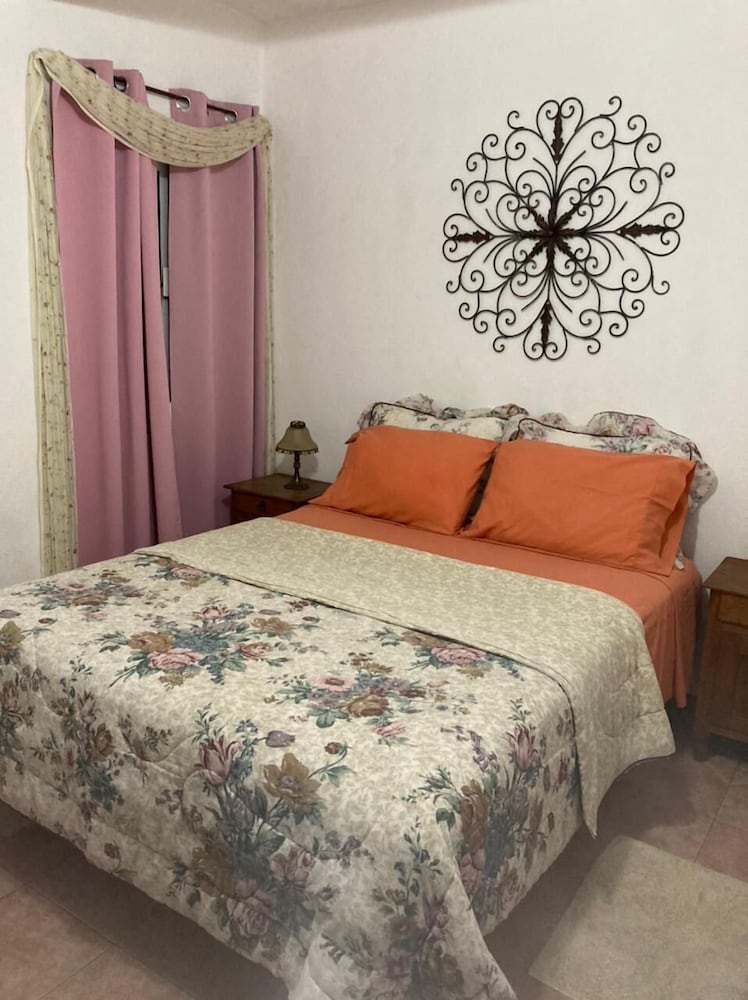 Hostal Casa Blanca 8/50