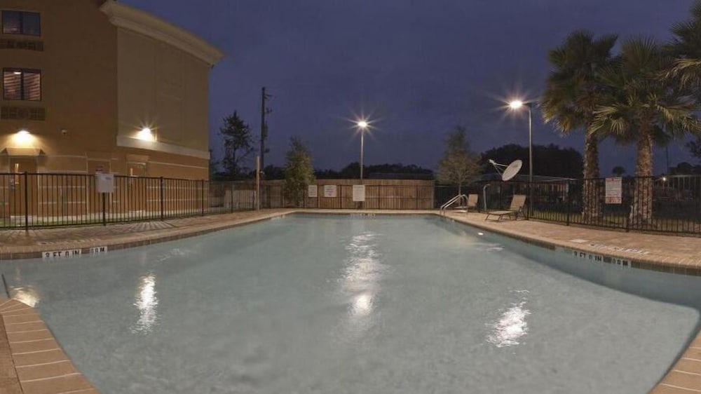 Holiday Inn Express Hotel And Suites Jacksonville Mayport Beach 5/64