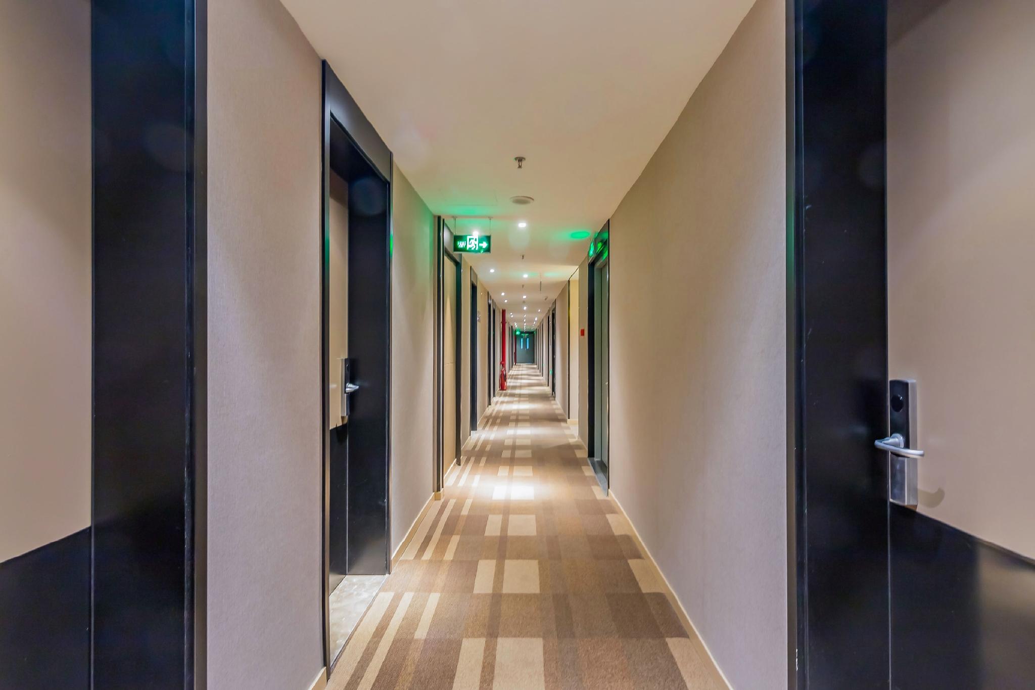 Homeinn Plus (Beijing Zhongguancun Wudaokou) 22/42