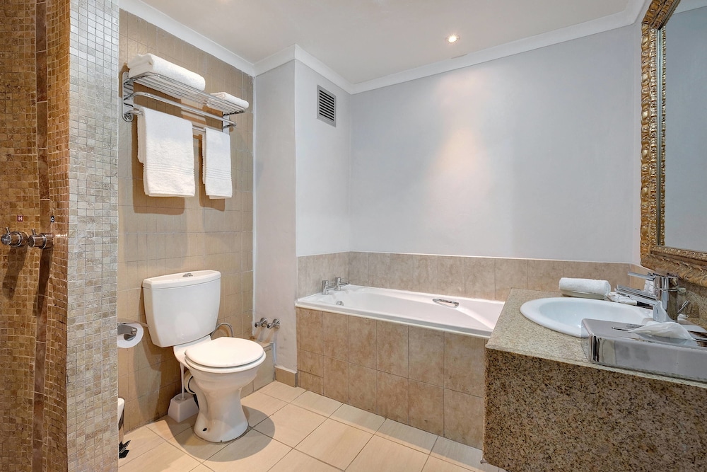 Protea Hotel By Marriott Livingstone 22/50
