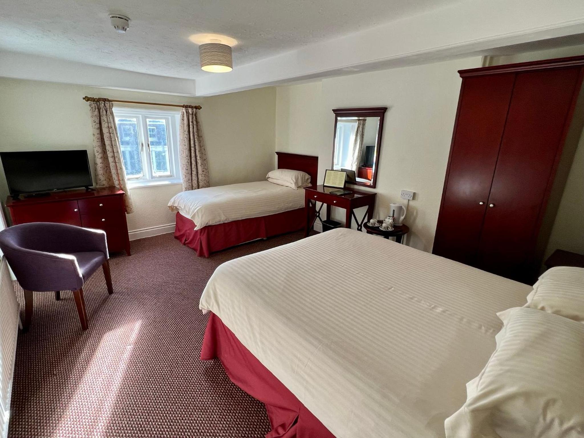 Calverts Hotel - Newport Isle of Wight 16/53