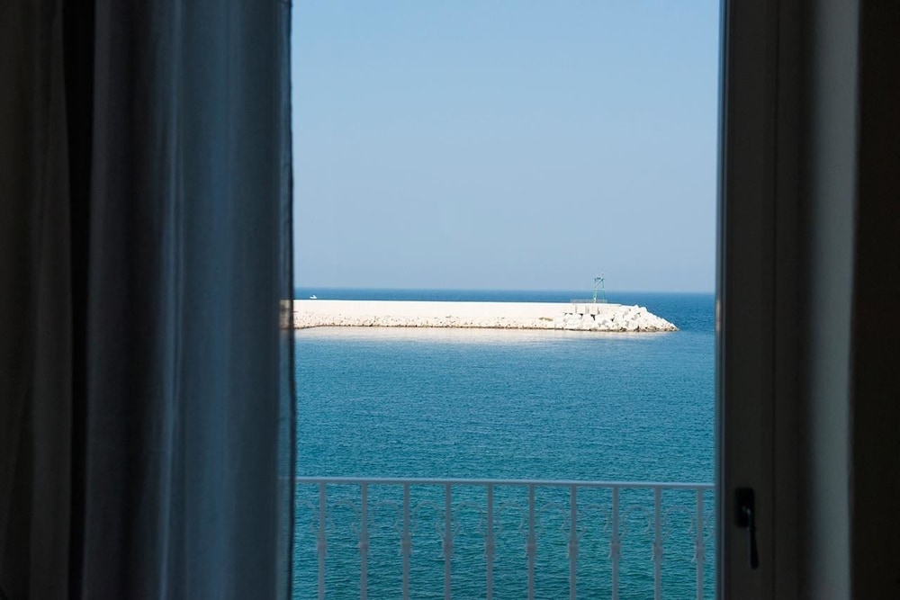 Hotel Don Ferrante Dimore Di Charme 64/70