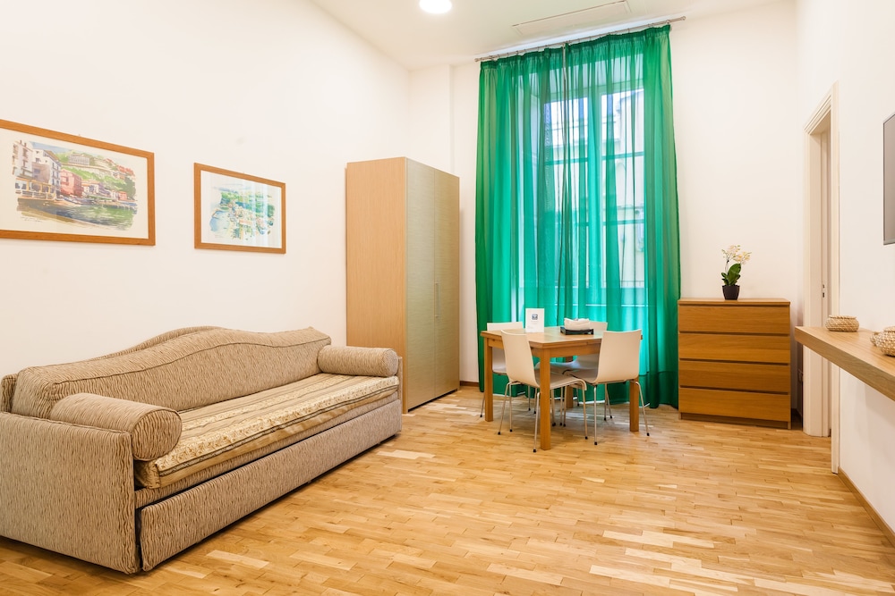 Corso Italia Suites 25/50