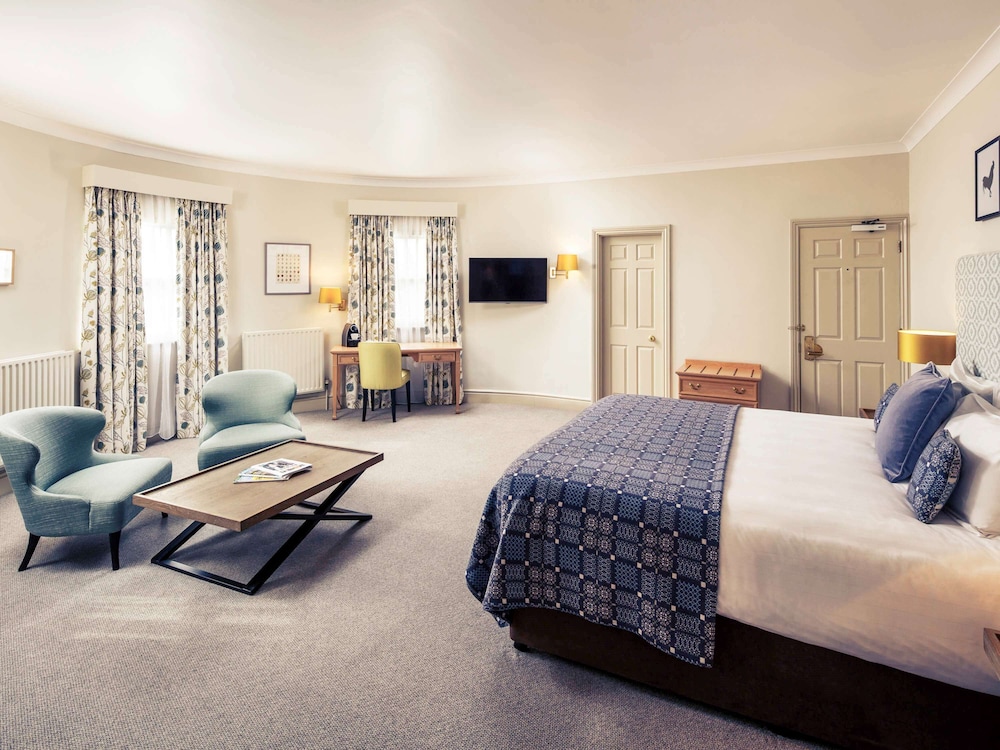 Mercure Gloucester Bowden Hall Hotel 19/70