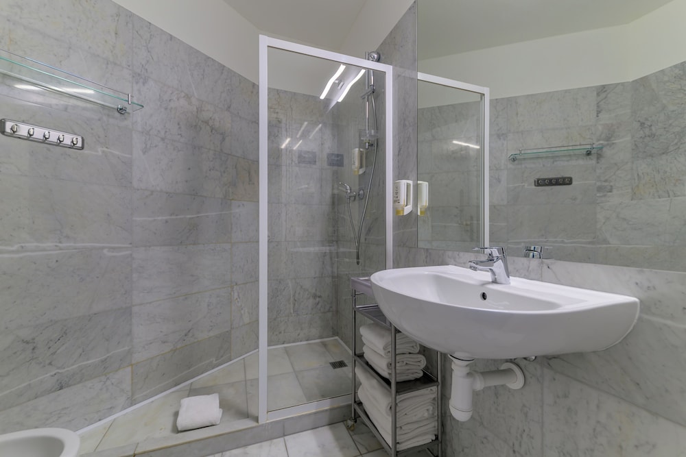Royal Prague City Apartments 48/50