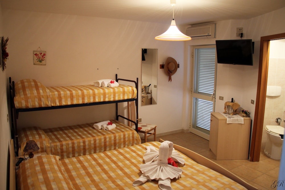 Hotel L’Ancora 44/68