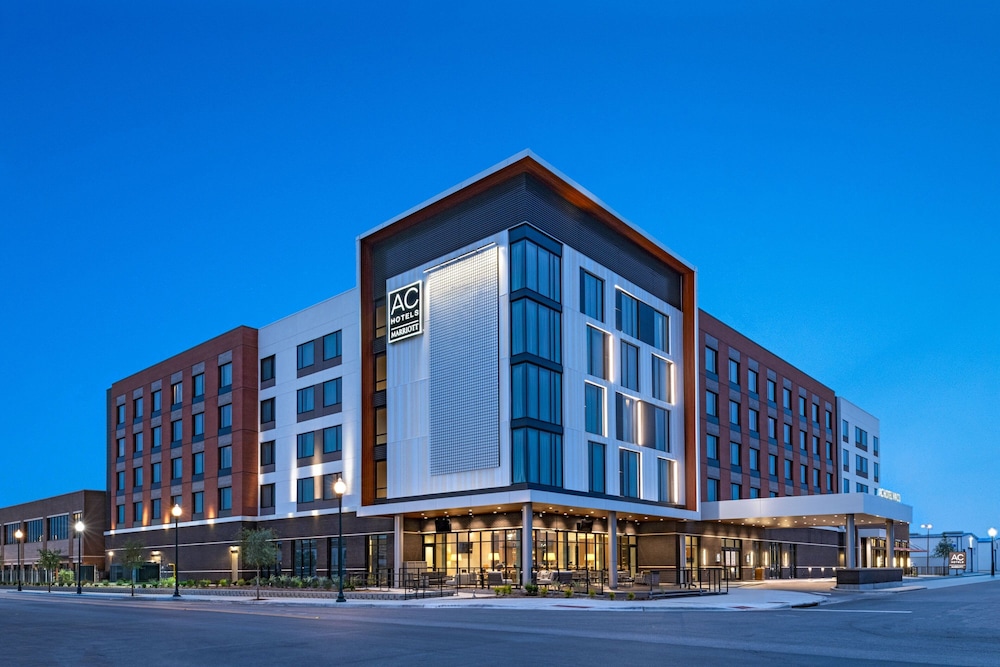 Ac Hotel By Marriott Waco Downtown 3/50