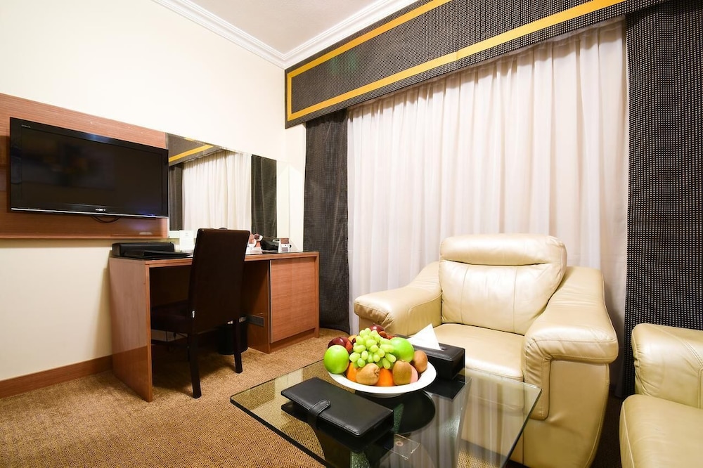 فندق نزل الشاكرين(Al Shakreen Golden Tulip (ex. Nozol Al Shakreen Hotel)) 36/54