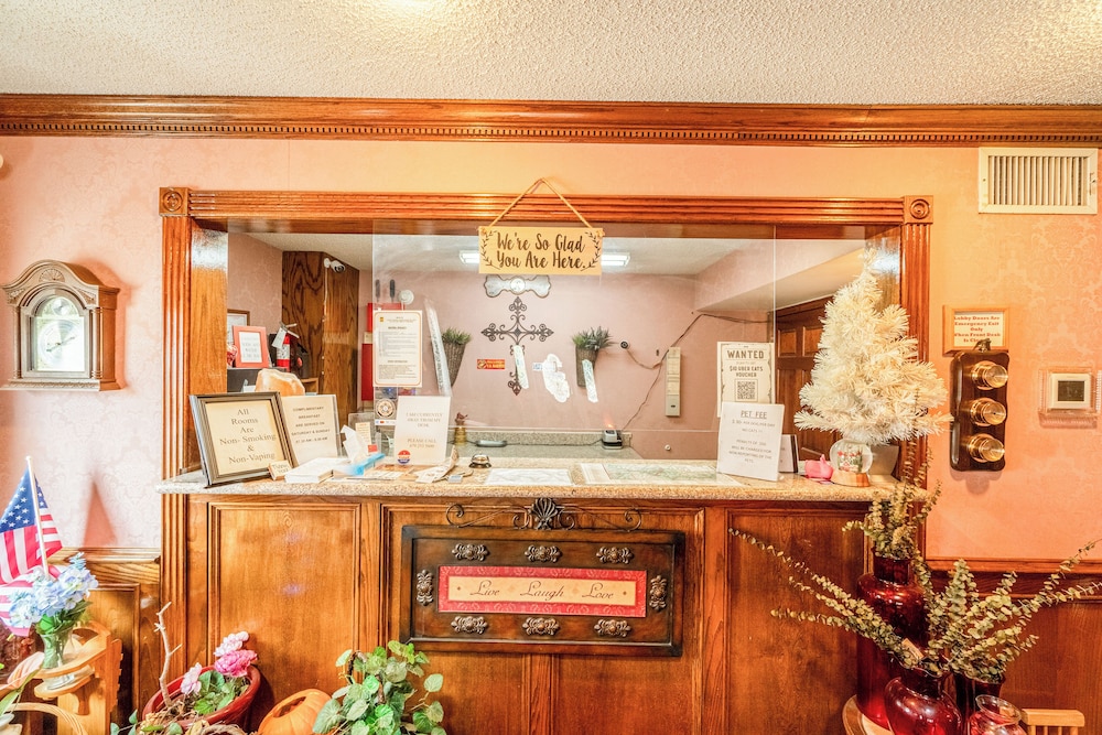 Lobby at Hotel O Eureka Springs - Christ of Ozark Area, EUREKA SPRINGS - AR