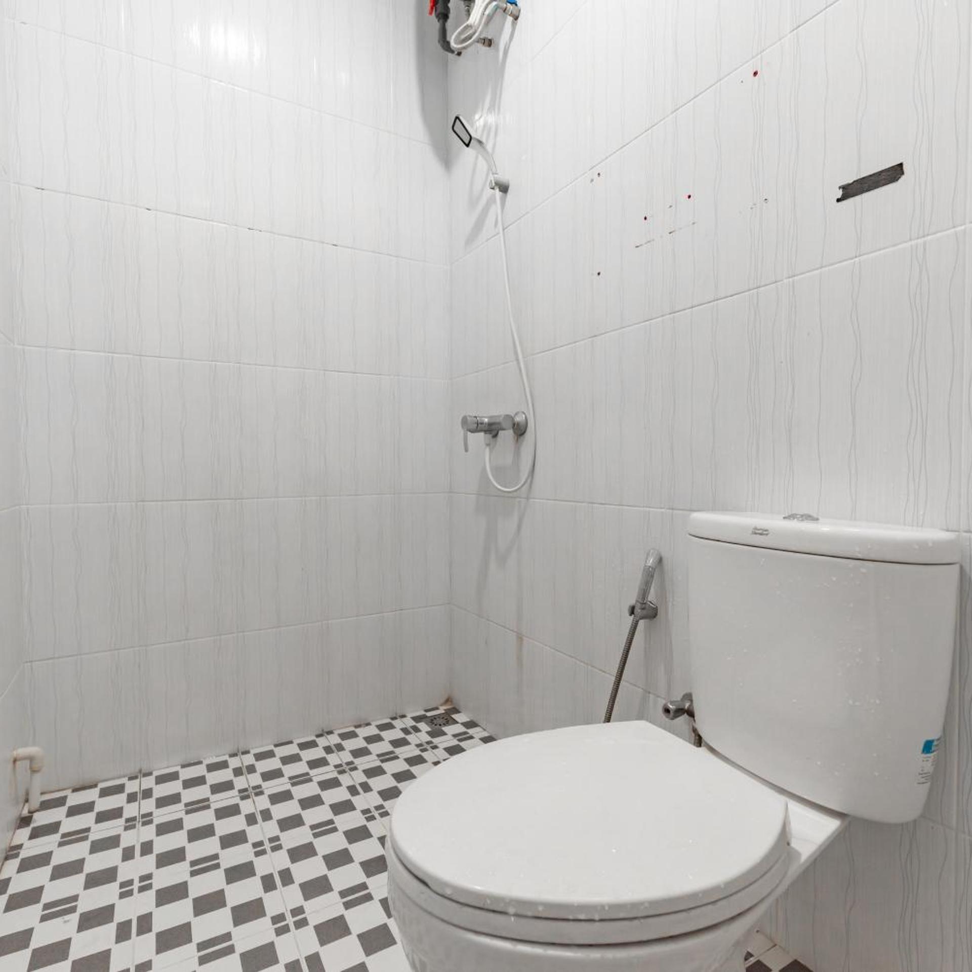 RedDoorz Plus near Kepri Mall 41/44