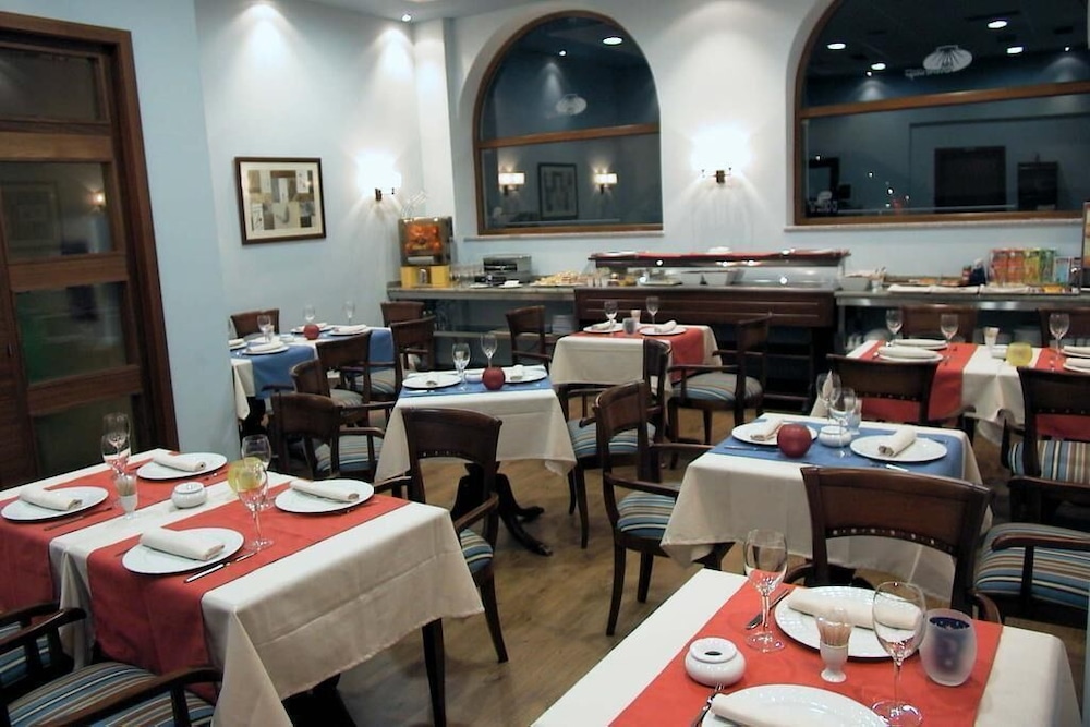Hotel Santiago 43/52