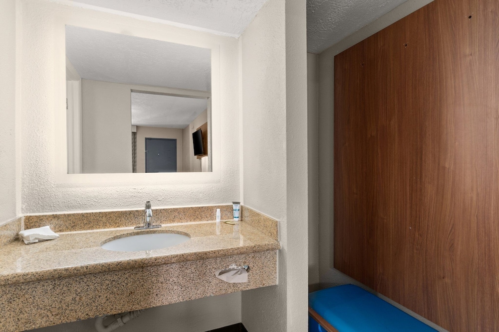 Days Inn by Wyndham Albuquerque Northeast 45/45
