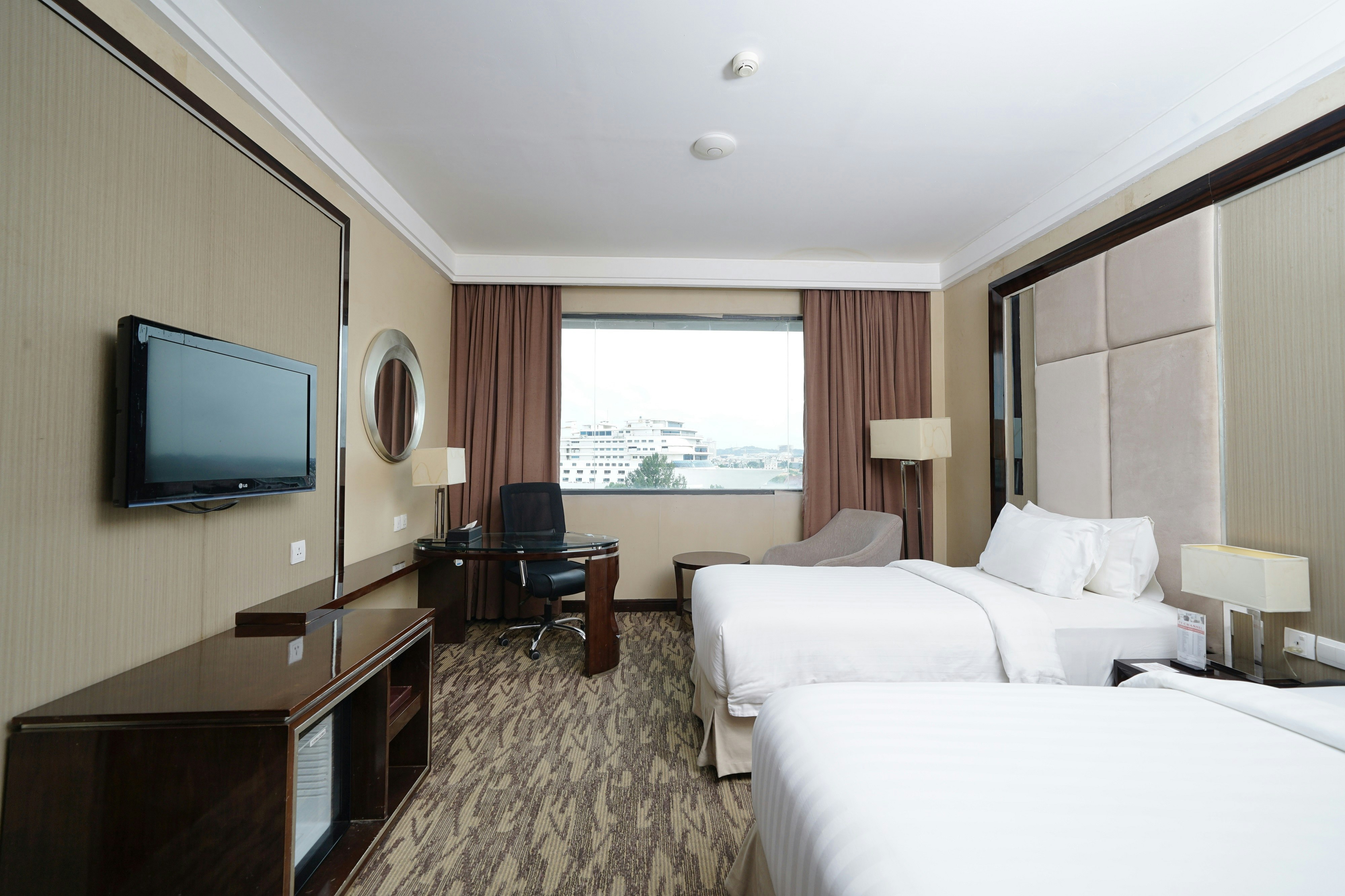 SWISS-BELHOTEL HARBOUR BAY 26/81
