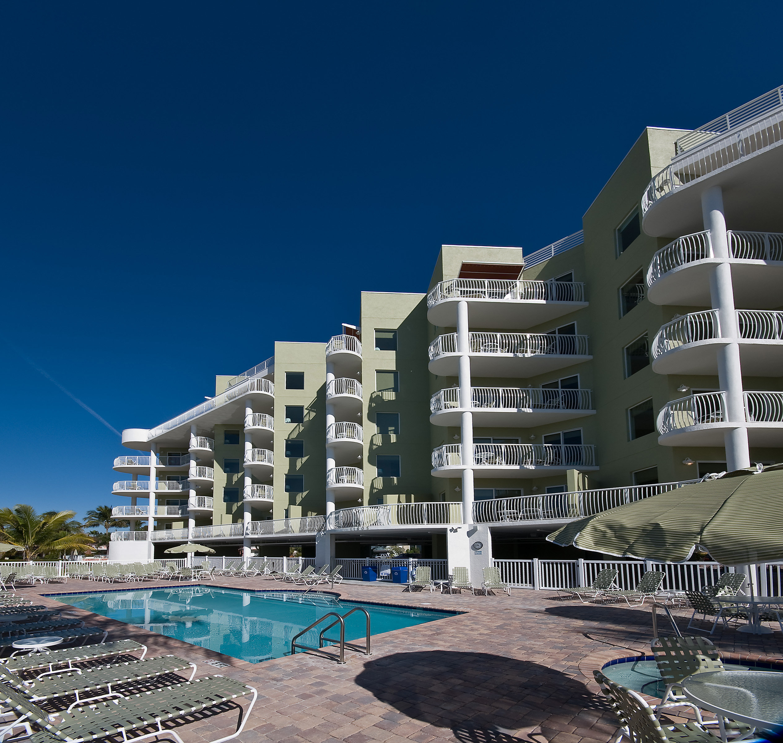 Crystal Palms Beach Resort 4/50