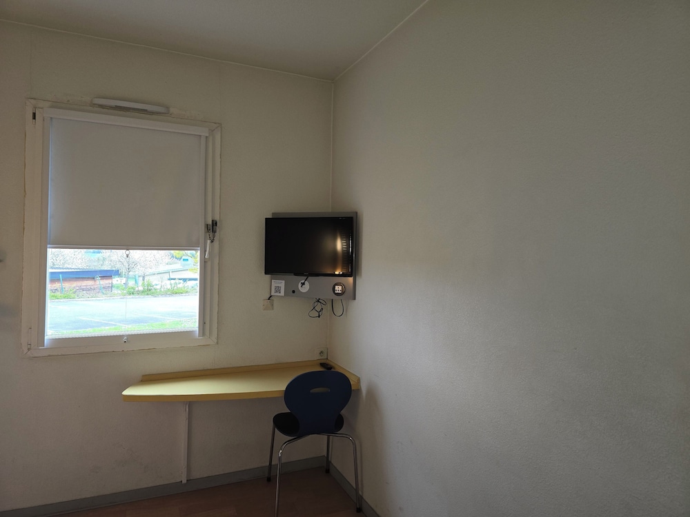 Ibis Budget Nevers Varennes Vauzelles 33/54