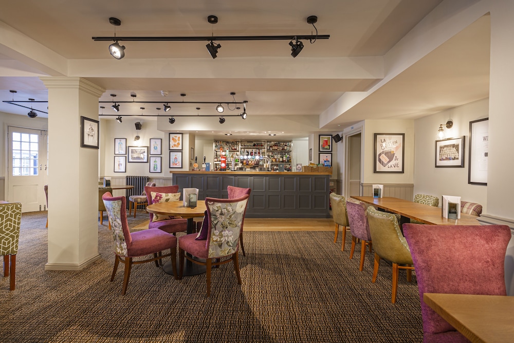 The White Horse Hotel Brasserie 51/59