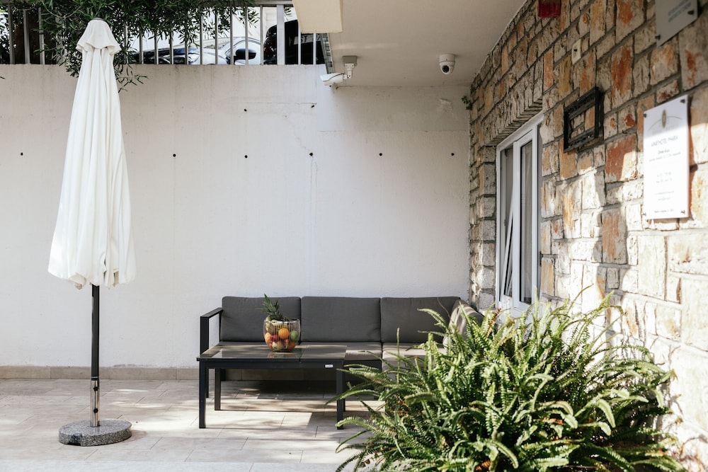 Pharia Aparthotel 12/61