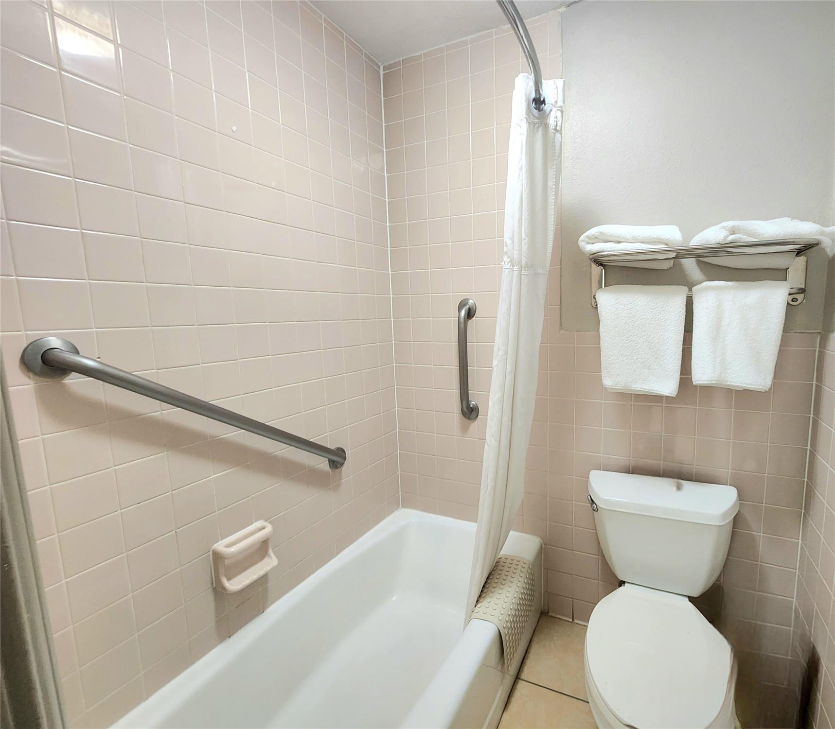 Days Inn by Wyndham McAllen 25/26